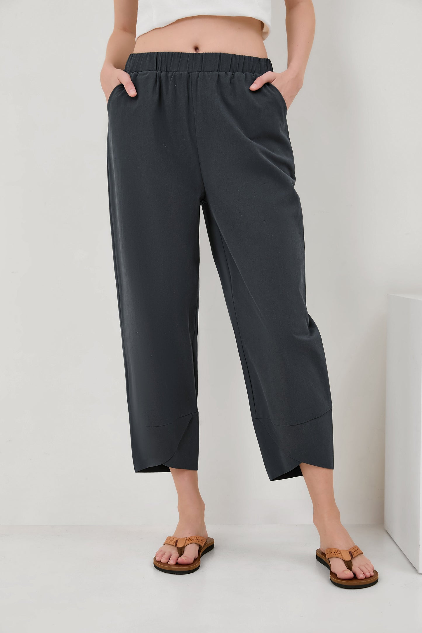 Womens Solid Color Simple Loose Casual Ankle pants