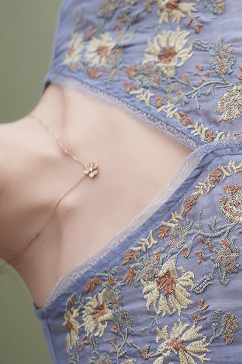 V Neck Floral Embroidery Three Quarter Sleeve Linen Top