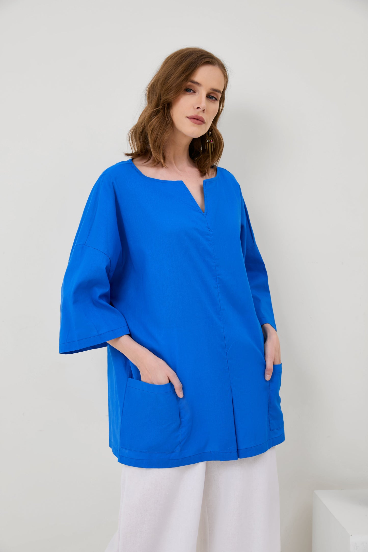 Cotton-Linen V-Neck Hem Slit Top
